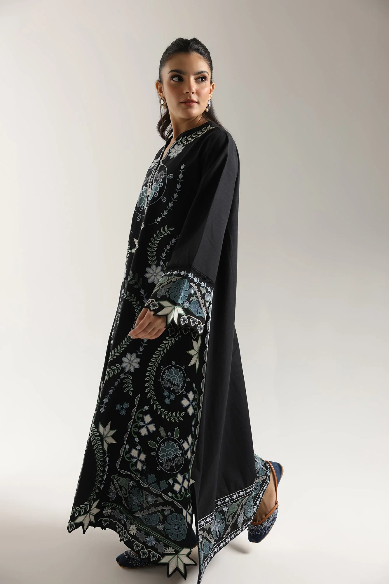 WINTER SALE 2025 - FLAT 30% OFF